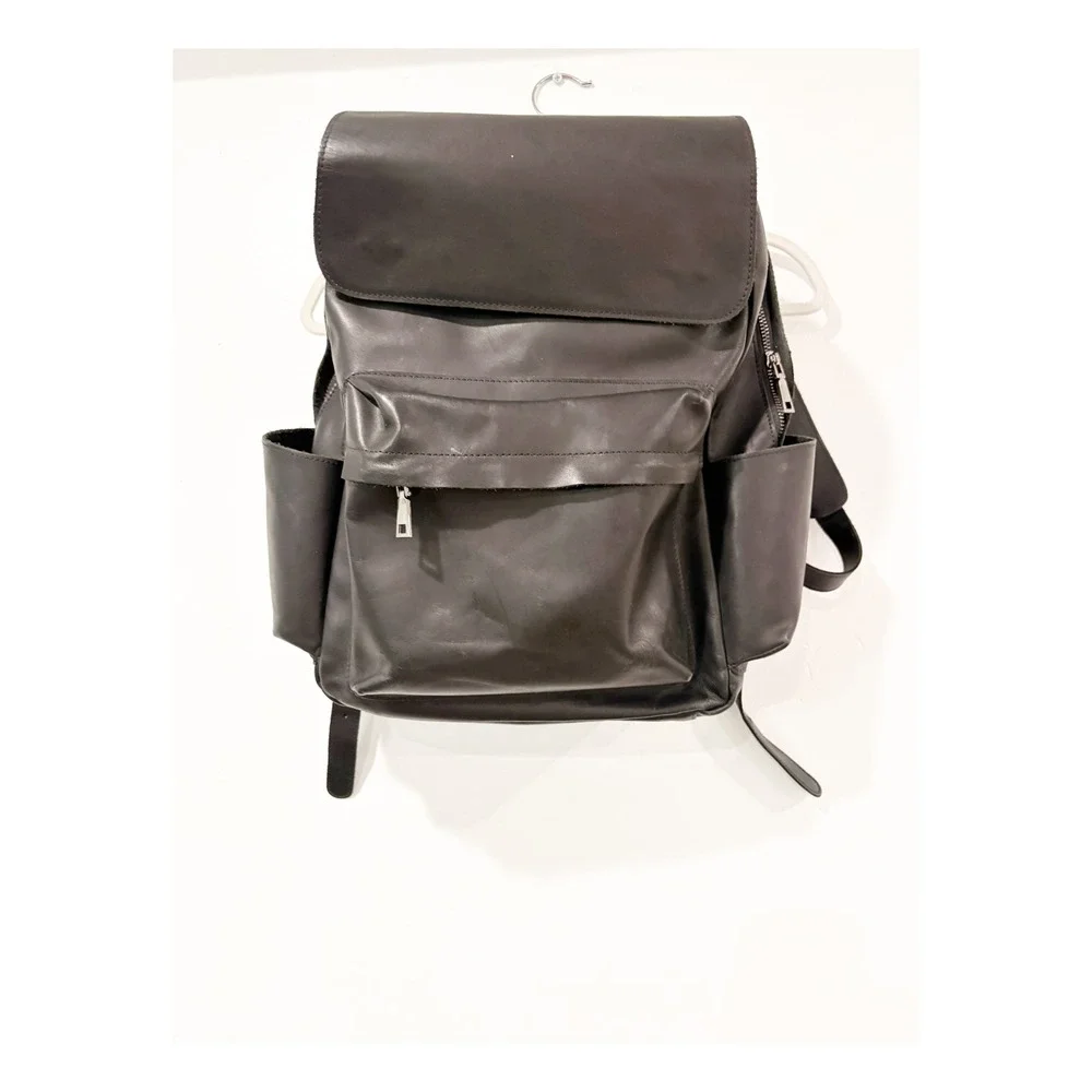 Bullstrap Terra‎ Backpack Obsidian Black Leather Laptop Bag Minimalist Travel